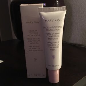 Mary Kay Medium Coverage Foundation